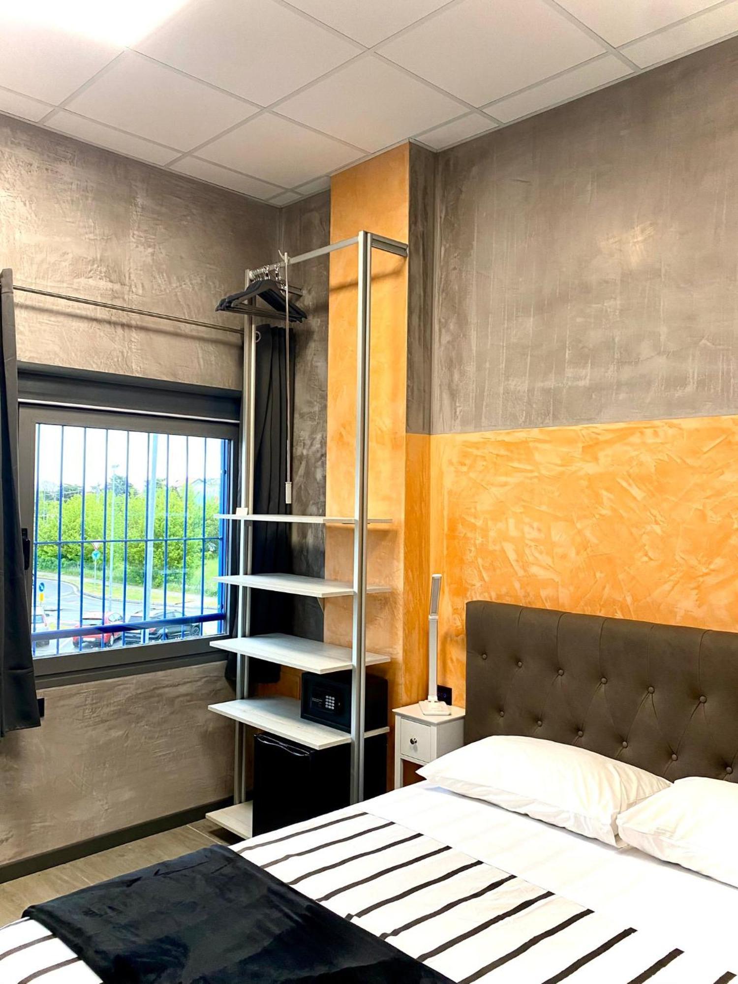 Hotel Tech Brembate Eksteriør billede